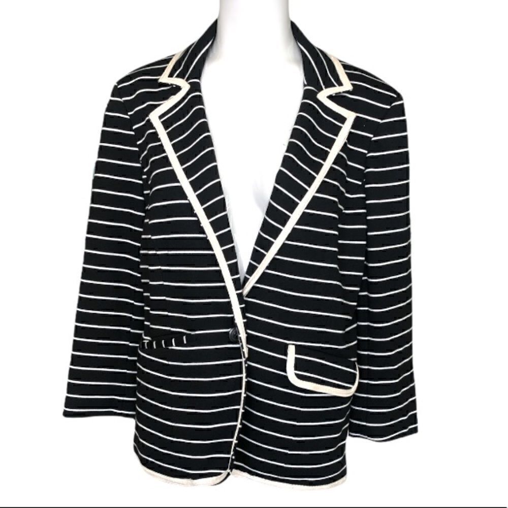 NY Collection size medium striped blazer